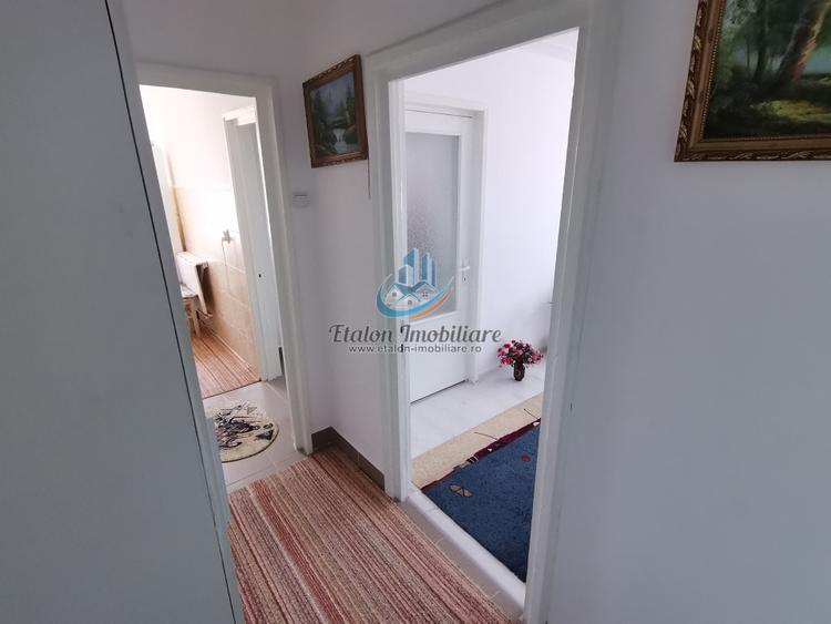 Apartament 4 camere, decomandat, 65 mp, Calea Romanului - Rate