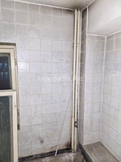 Spațiu comercial stradal – 108 mp | Vitrină 14 m | Colț | National Arena - 10