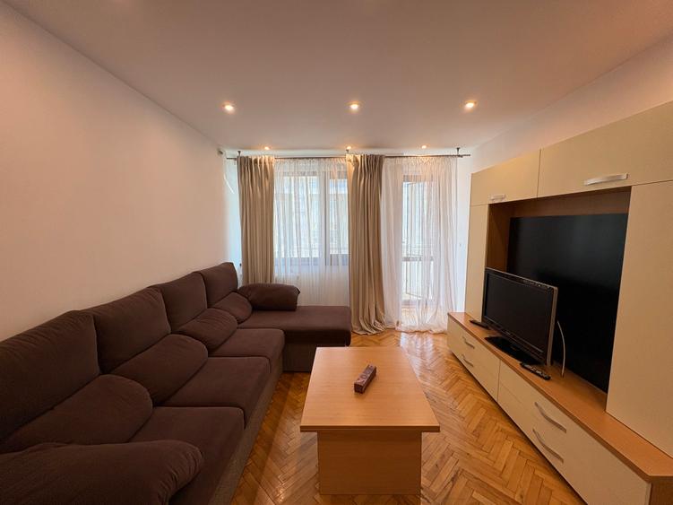 Stefan cel Mare, ap.2 camere, 57mp, et.5, mobilat, 95.000Euro