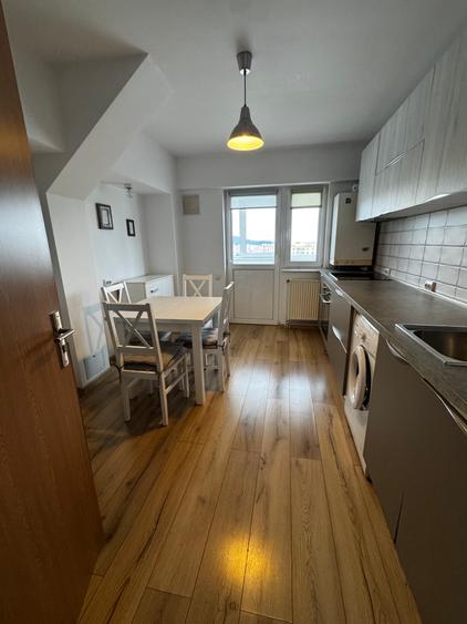 Apartament 3 camere decomandat, mobilat și uitlat, zona Astra