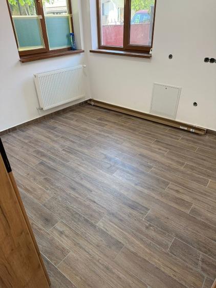 Dau în chirie casă pentru home office