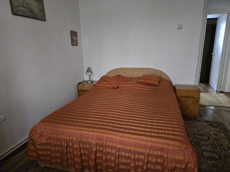 LOC. RACACIUNI, APARTAMENT 3 CAMERE