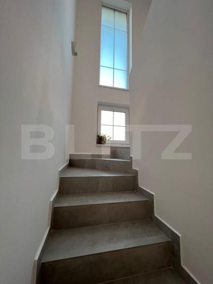 Casa 4 camere, 150 mp, zona Dumbravita