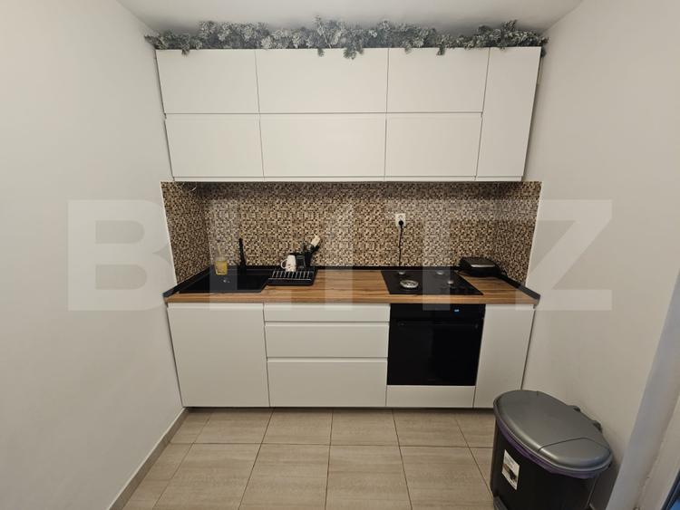 Apartament 3 camere, 67 mp, decomandat - renovat, zona Nicolina