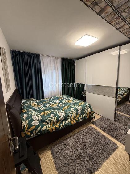 Apartament 2 camere, decomandat, 1 Mai - 3