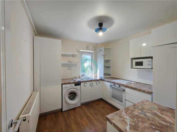 Apartament 3 camere de vanzare, Centru Civic