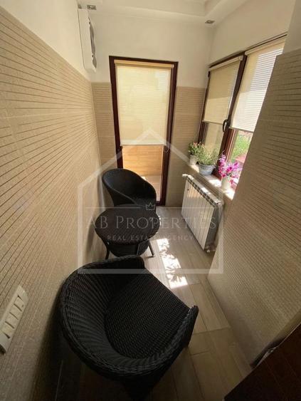 Penthouse 5 camere | Terasa 35 mp | Aviatorilor | Parcare Inclusa