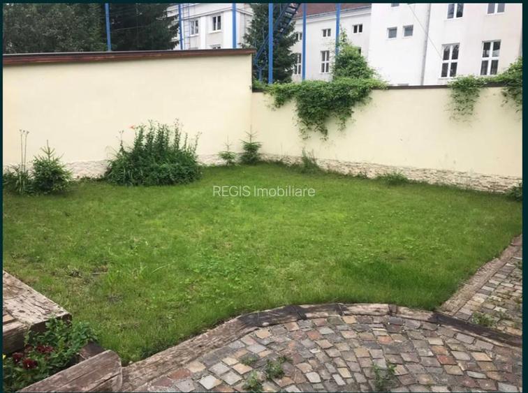 Casa 3 camere individuala,parcare, cu curte si garaj Grivitei - 8