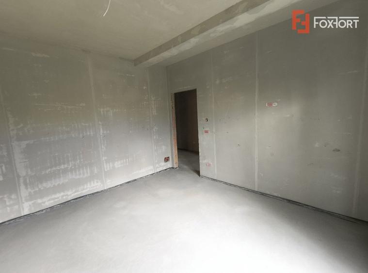 Casa individuala cu 4 camere si teren de 860 mp, zona Giroc