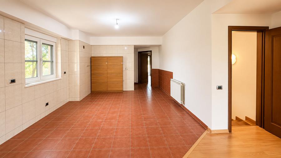 Vilă premium 10 camere cu piscină și teren de 1.300 mp zona Pipera