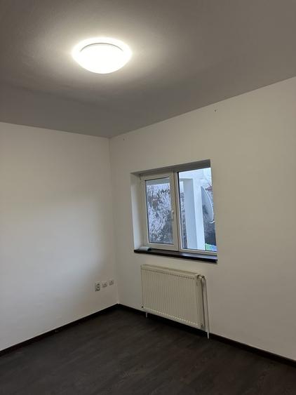 Casa de inchiriat- Otopeni- Zona centrala