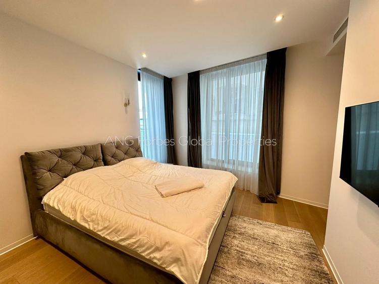 Duplex de lux cu terasă spectaculoasă, în inima zonei Charles de Gaulle