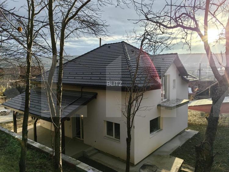 Casa individuala 151mp, 5 camere, curent trifazic teren 580mp in Chinteni - 2