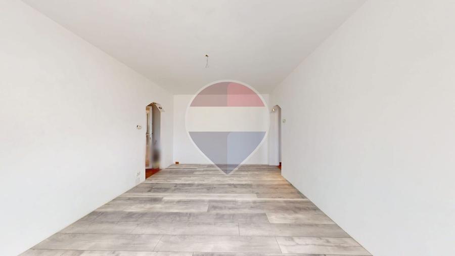 3 Camere| Vedere Piatra Craiului | Zărnești – Grui | 48 mp | 52.500 €