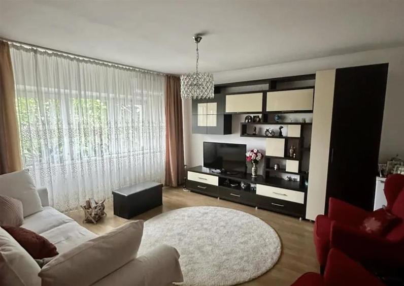 Vanzare Apartament 3 Camere Decomandat Piata Sudului-Cercetatorilor
