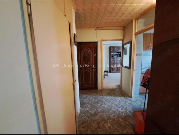 Dristor/Ramnicul Sarat,ap 2 camere,cf1 bloc 1983/92.000euro - 3