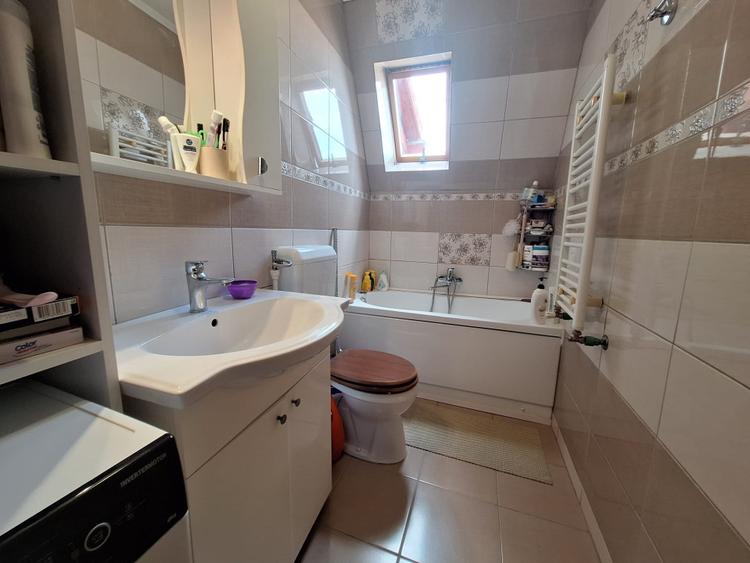 Apartament 3 camere, 63 mp, pozitie excelenta in zona Girocului