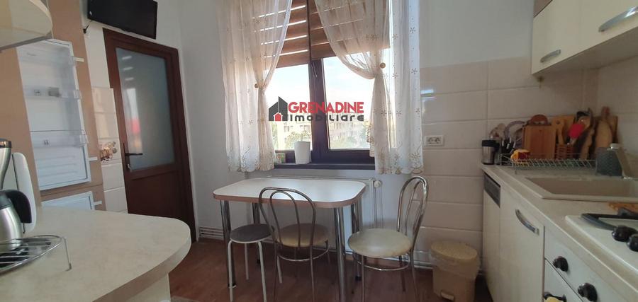 Apartament 2 Camere Decomandat - Parcare - Contract ANAF - Zona Tractorul