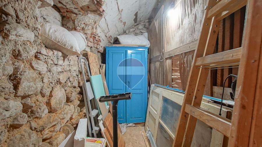 2 CAMERE NOU RENOVAT | TERASA SI GRADINA, PIVNITA | CENTRUL ISTORIC