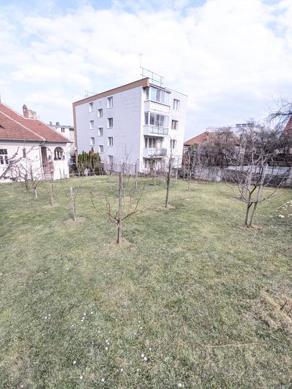 Casă de vânzare, 6 camere, 140 mp utili, Andrei Mureșanu zona Hotel Meridian