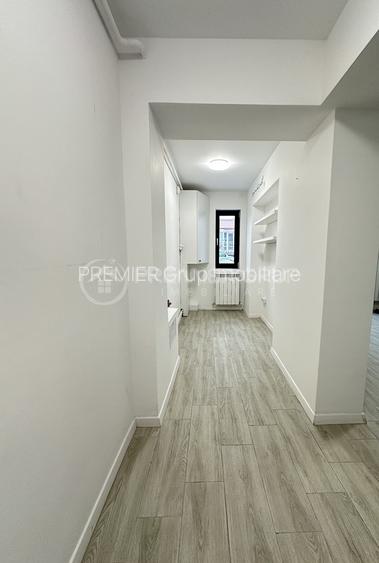 Spatiu comercial 3 incaperi 36mp cu  loc de parcare, Podu Roș, CT - 6