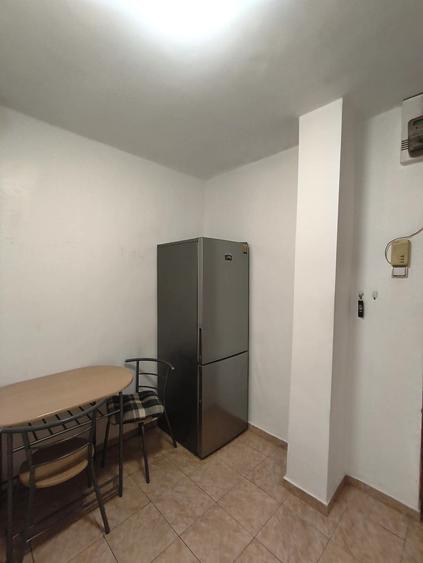 Apărătorii Patriei – Berceni – Garsoniera – 320 EUR