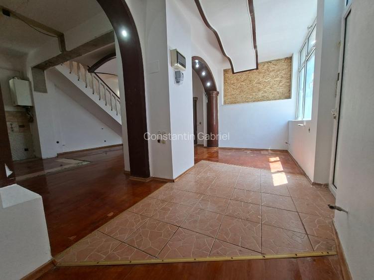 Piata Unirii, Calea Calarasilor, Hala Traian, PROPRIETAR, vand casa P+M, 4 cam. - 3