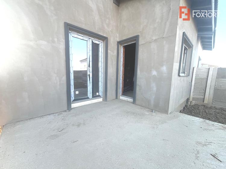 Duplex cu 4 camere, despartit prin camera tehnic - zona Urseni