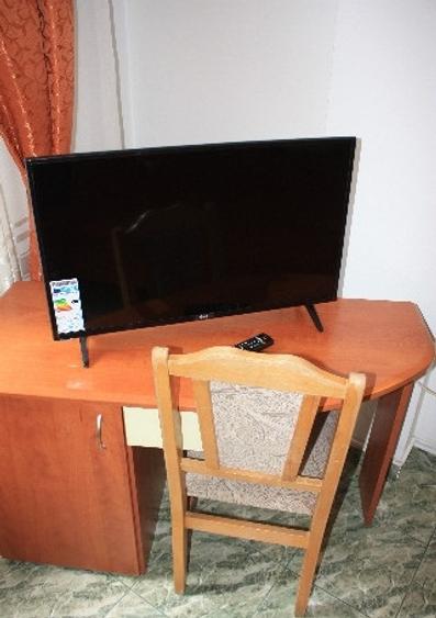 Hotel DN1, Busteni, parcare curte 20 masini, Comision 0