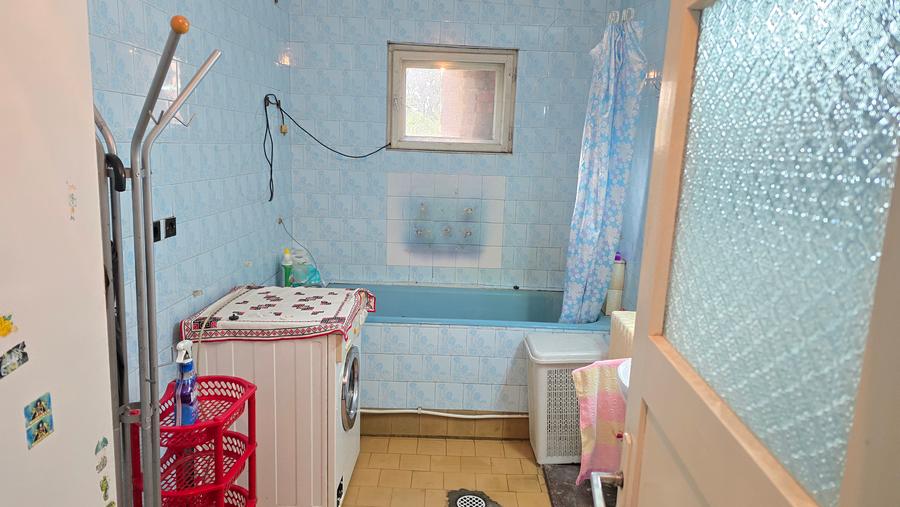 Vand casa S+P in Simeria jud. Hunedoara, zona Soseaua Nationala nr. 1A,