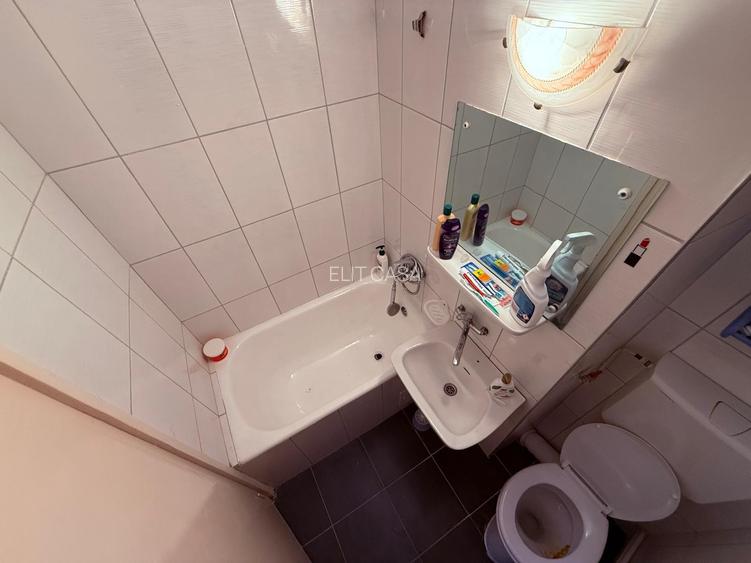 Apartament 2 camere, zona Podu Ros - 7