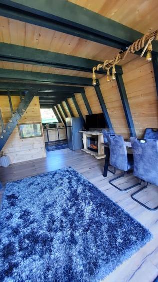 Oportunitate-cabana de vanzare, 4 camere, 75 mp, 34,5 ari teren, zona Colibita