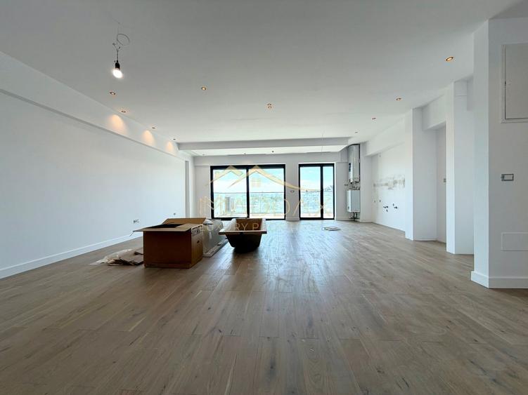 Apartament cu 4 camere *157mp*// 2 parking // Herastrau Park View