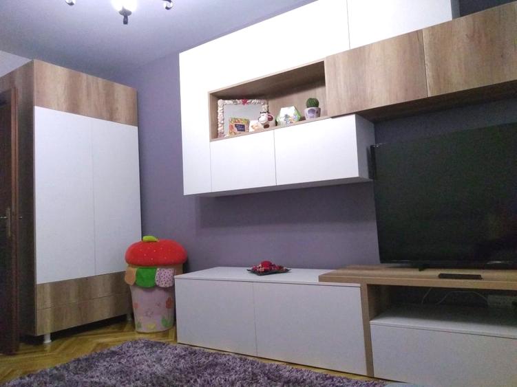 Apartament 3 camere decomandat, etaj 3/4, CT, mobilat, Mircea cel Batran