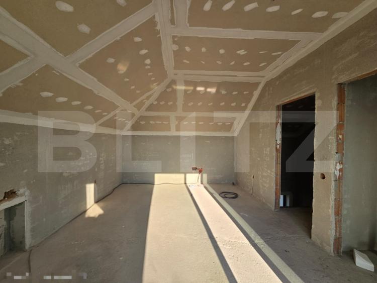 Duplex semifinisat, zona Dambul Rotund, priveliste spre oras - Unitatea C2
