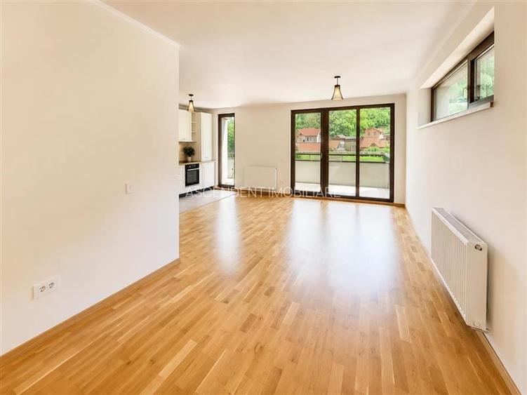Priveliste de vis din MIcul Penthouse, terasa + gradina 50 mp, Cetatea Brasov - 5