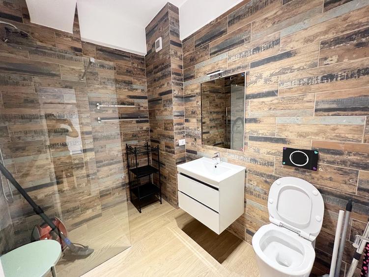 Apartament 3 camere tip duplex – Petrom City | Terasă spectaculoasă 60 mp | Parc