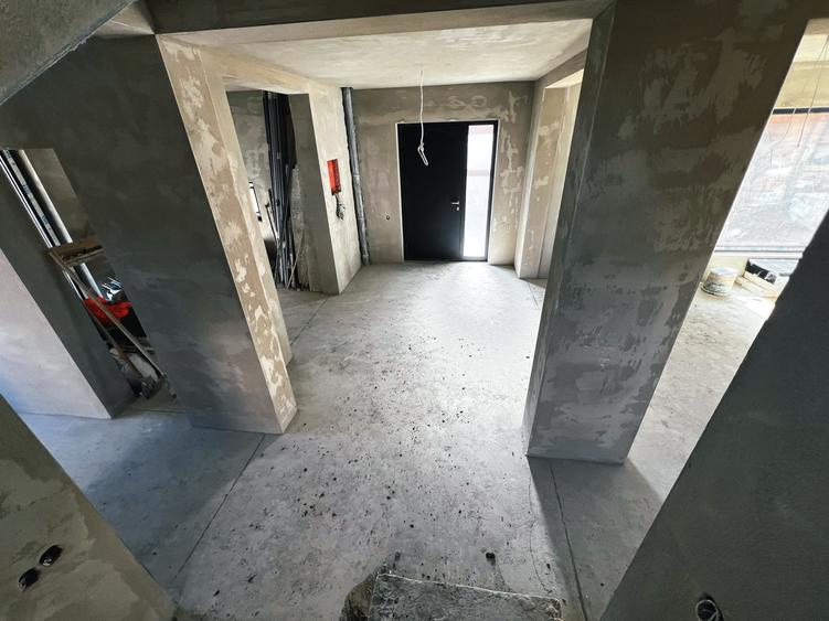 Casa individuala , 146 mp utili , 400 mp teren liber , in zona Tauti
