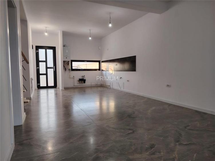 Duplex modern - spatios - perete dublu - finalizat - 2