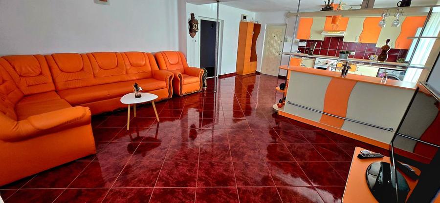 Vanzare apartament 4 camere , micro 3 Targoviste