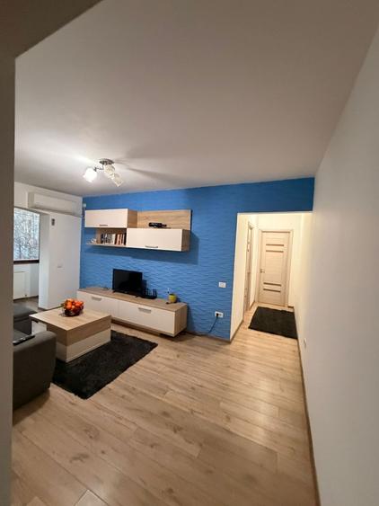 CAMPUS APARTAMENT CU 3 CAMERE ,LIBER, MOBILAT 53 MP PRET 110000 EURO