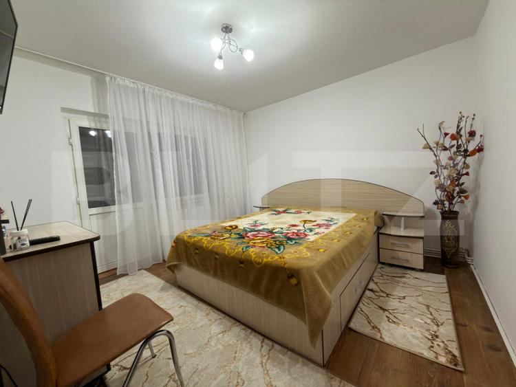 Apartament 3 camere, decomandat, 62 mp utili , mobilat si utilat , Craiovita Nou