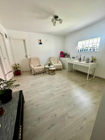 O locuinta primitoare -6 camere in inima cartierului Bucurestii Noi- Laminorului