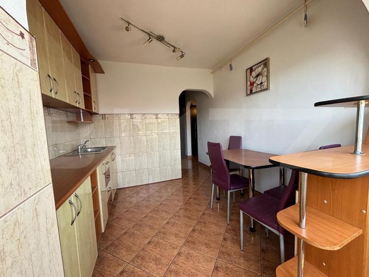 Apartament 2 camere, 53 mp, balcon, zona Stefan cel Mare