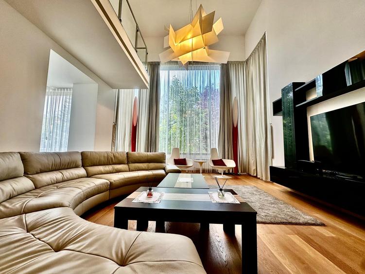 Vila moderna de vanzare 6 camere Iancu Nicolae - Mark Twain, Bucuresti 450 mp