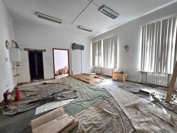 SPATIU COMERCIAL | ULTRACENTRAL | 1066 MP UTIL | ORADEA