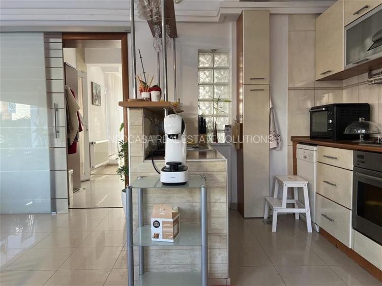 Vila individuala P+1+M | 362 mp construiti | 404 mp teren | Aviatiei - 31