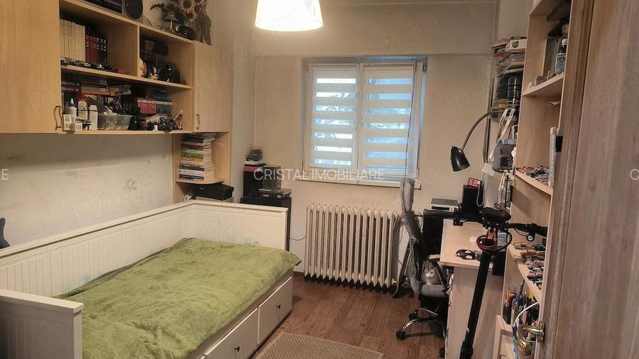 De vanzare 3 Camere | Etaj 1 | 2 Băi | Metrou Valea Ialomiței - 2