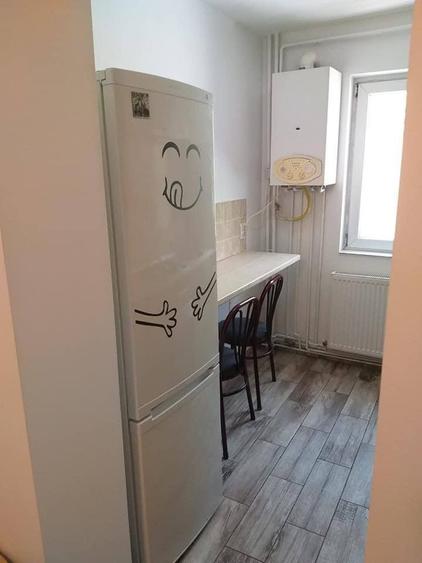 Apartament cu 2 camere, zona Alexandru cel Bun