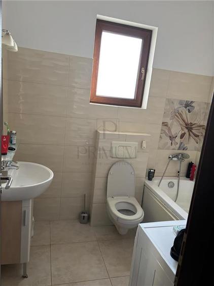 Apartament tip Penthouse | 95 mp | Singur pe nivel | Living 56 mp | Complex rezi